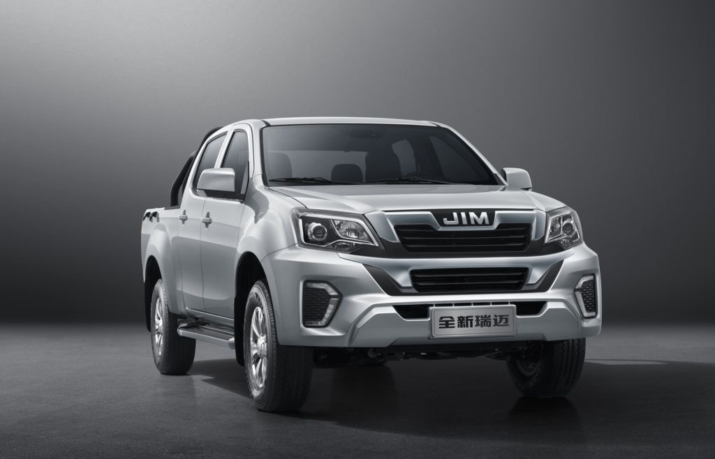 Visitors experience the rugged reliability and performance of the JIM-ISUZU brand at Tafawa Balewa Square.